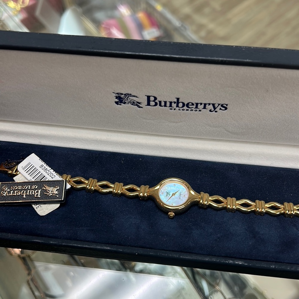 Vintage burberrys watch